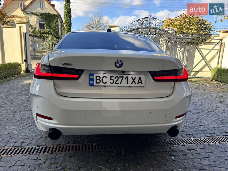 Седан BMW 3 Series 2023 в Львові
