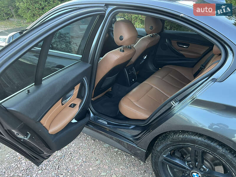 Седан BMW 3 Series 2015 в Трускавце