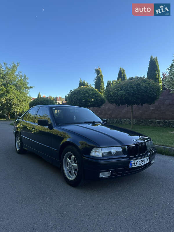 Седан BMW 3 Series 1996 в Ровно фото 3 Седан BMW 3 Series 1996 в Ровно