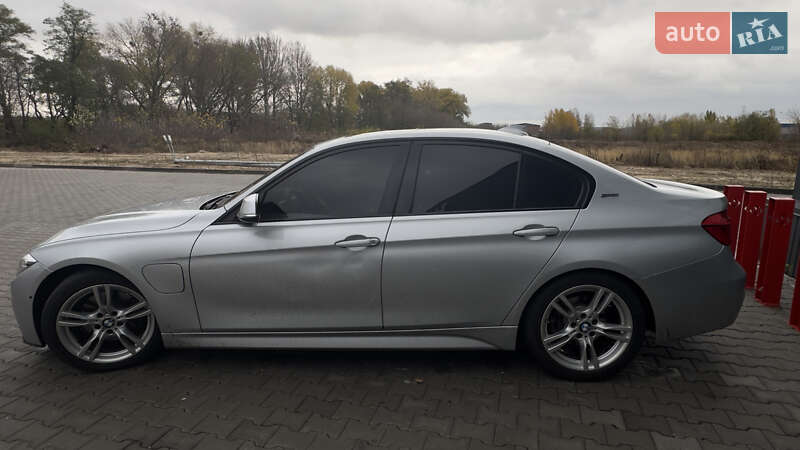 Седан BMW 3 Series 2016 в Броварах