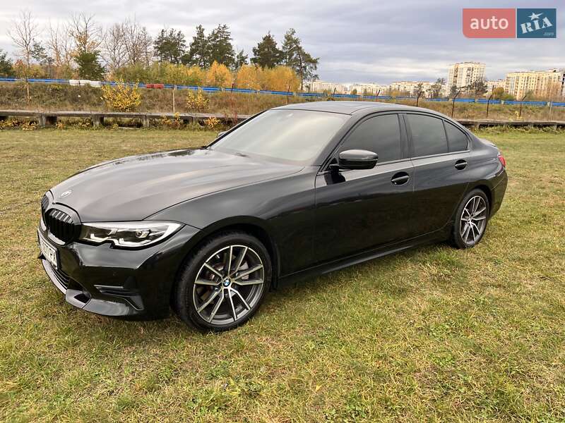 Седан BMW 3 Series 2020 в Киеве