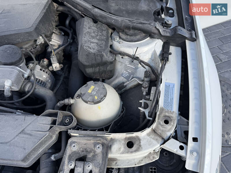 Седан BMW 3 Series 2014 в Вінниці