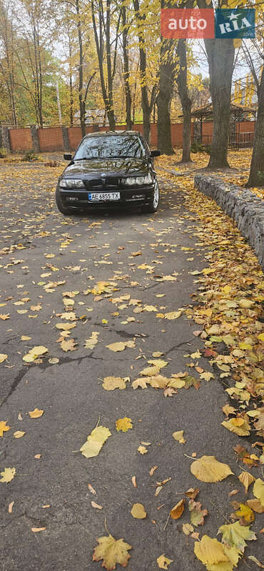 Седан BMW 3 Series 2000 в Днепре