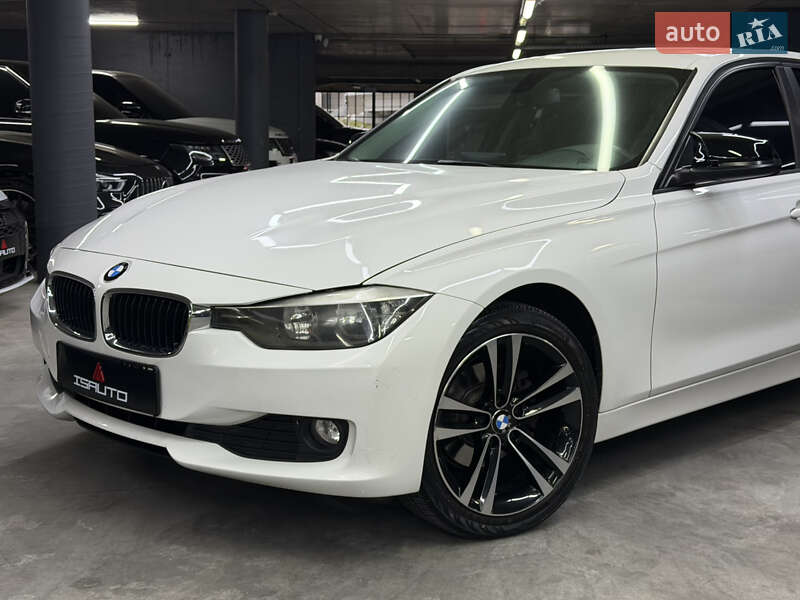 Седан BMW 3 Series 2012 в Одессе