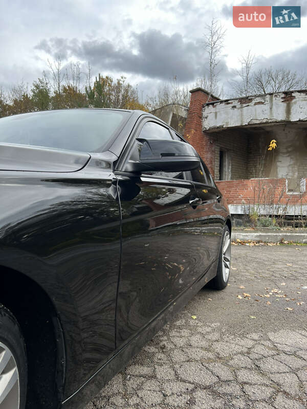 Седан BMW 3 Series 2013 в Житомирі фото 5 Седан BMW 3 Series 2013 в Житомирі