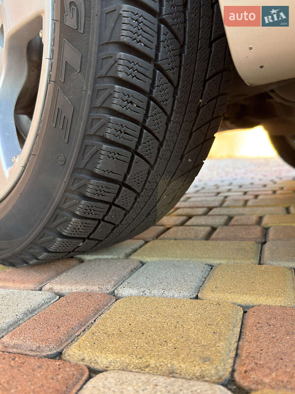 Седан BMW 3 Series 1999 в Одессе