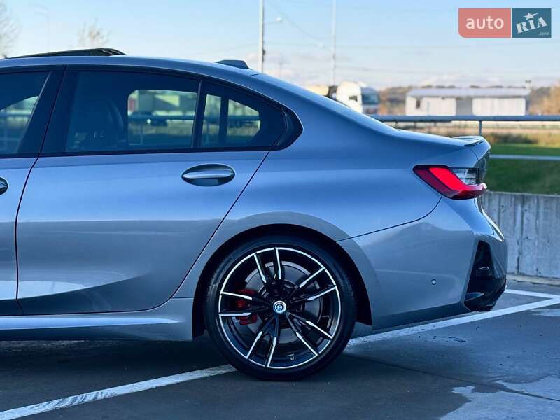 Седан BMW 3 Series 2022 в Киеве