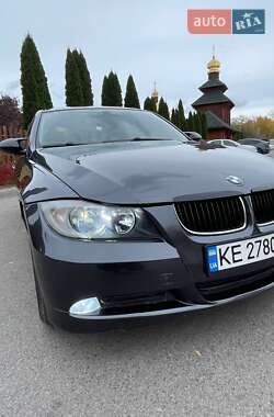 Седан BMW 3 Series 2005 в Дніпрі
