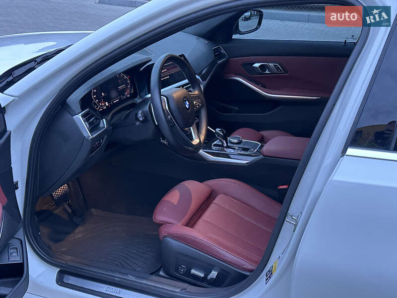 Седан BMW 3 Series 2022 в Виннице