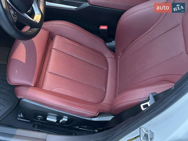 Седан BMW 3 Series 2022 в Виннице