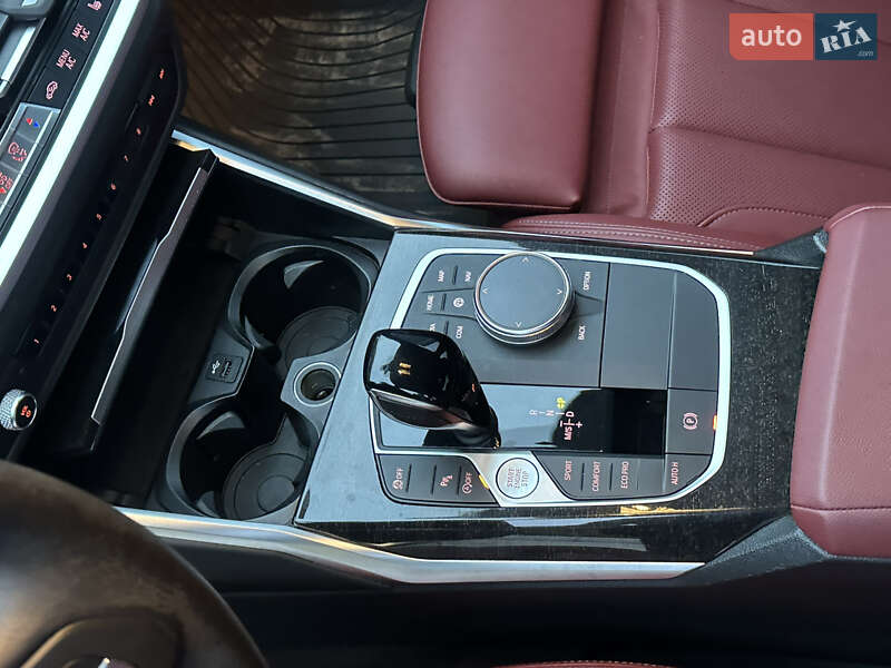 Седан BMW 3 Series 2022 в Виннице