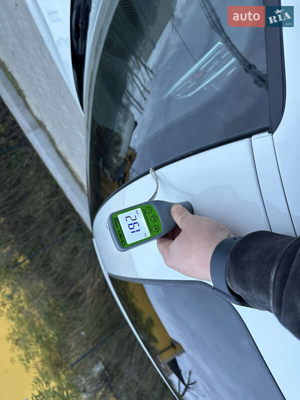 Седан BMW 3 Series 2022 в Виннице