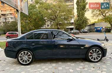 Седан BMW 3 Series 2005 в Одессе Седан BMW 3 Series 2005 в Одессе