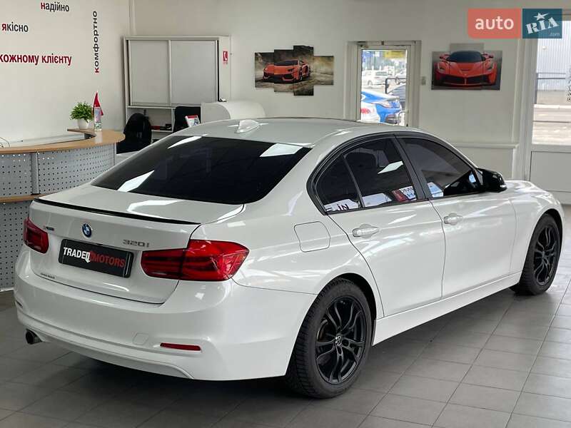 Седан BMW 3 Series 2017 в Киеве фото 8 Седан BMW 3 Series 2017 в Киеве