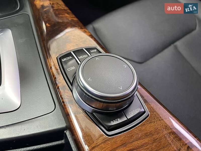 Седан BMW 3 Series 2017 в Киеве фото 37 Седан BMW 3 Series 2017 в Киеве