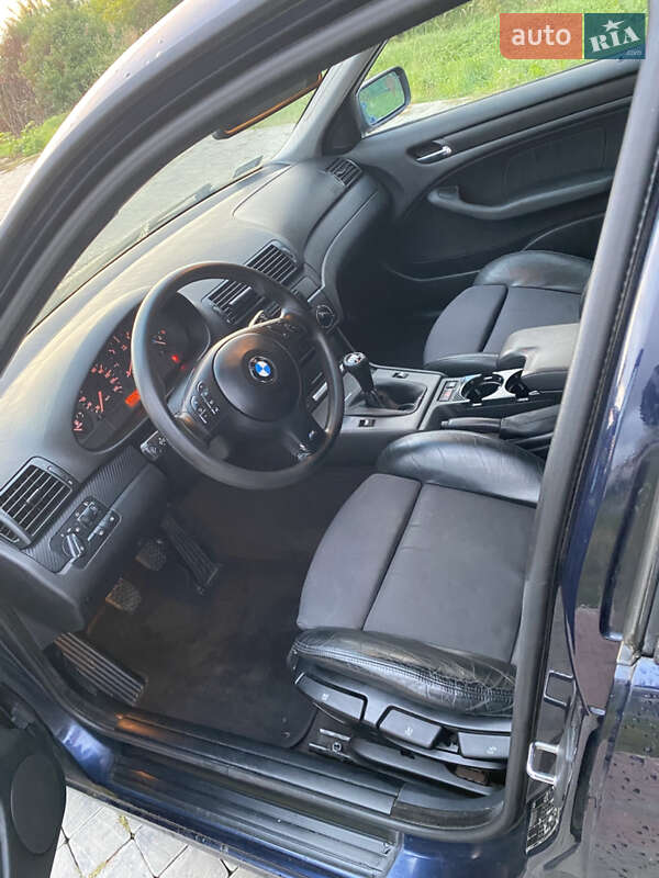 Седан BMW 3 Series 2004 в Ровно