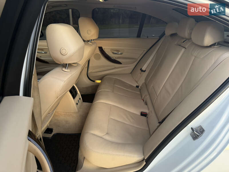 Седан BMW 3 Series 2012 в Ужгороде фото 13 Седан BMW 3 Series 2012 в Ужгороде