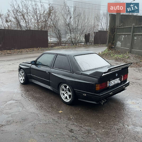 Купе BMW 3 Series 1986 в Киеве