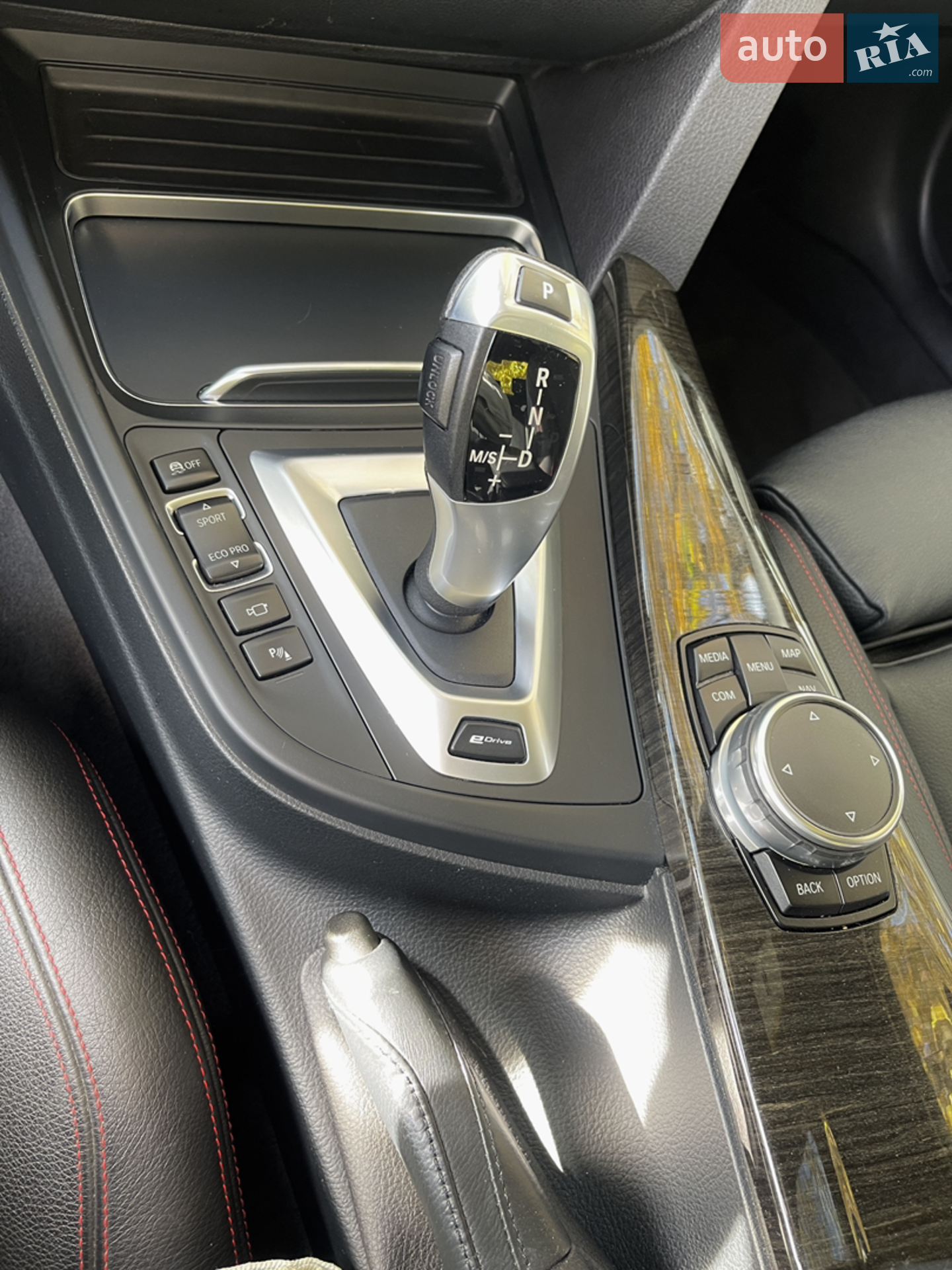 2016 BMW 3er - мініатюра 11