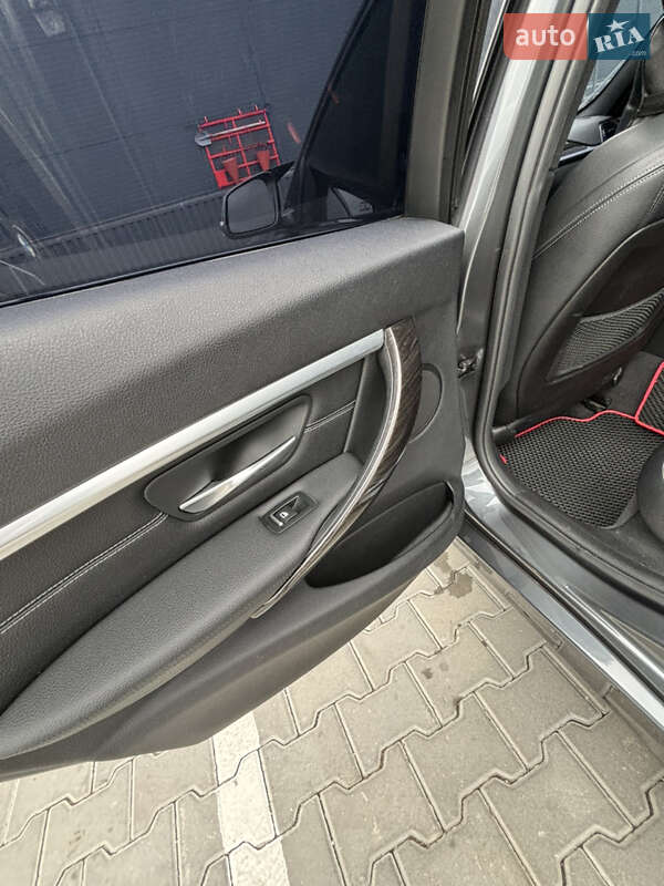Седан BMW 3 Series 2017 в Виннице фото 47 Седан BMW 3 Series 2017 в Виннице