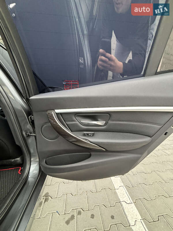 Седан BMW 3 Series 2017 в Виннице фото 51 Седан BMW 3 Series 2017 в Виннице