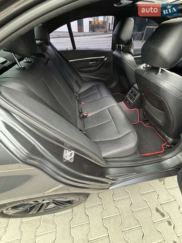 Седан BMW 3 Series 2017 в Виннице фото 53 Седан BMW 3 Series 2017 в Виннице