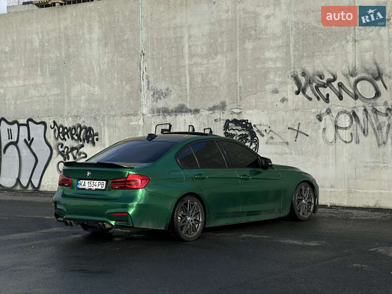 Седан BMW 3 Series 2015 в Львове