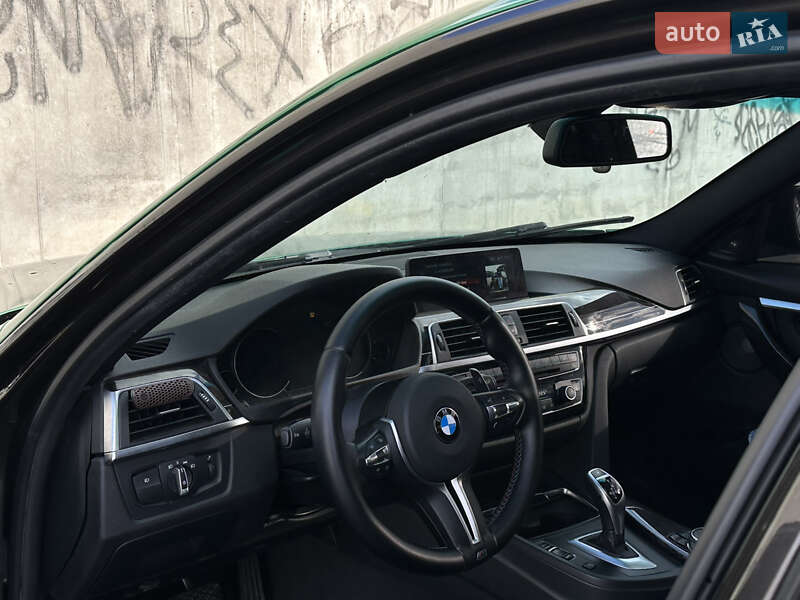 Седан BMW 3 Series 2015 в Львове