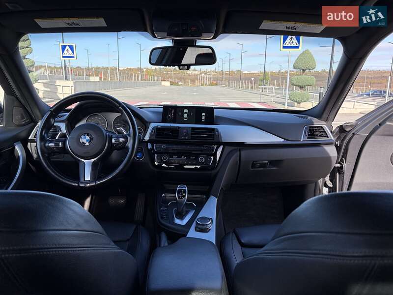 Седан BMW 3 Series 2015 в Одесі