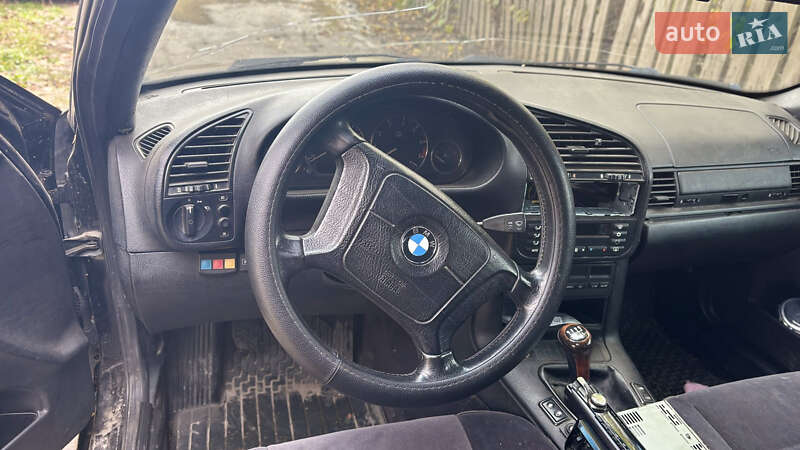 Седан BMW 3 Series 1995 в Полтаве фото 4 Седан BMW 3 Series 1995 в Полтаве