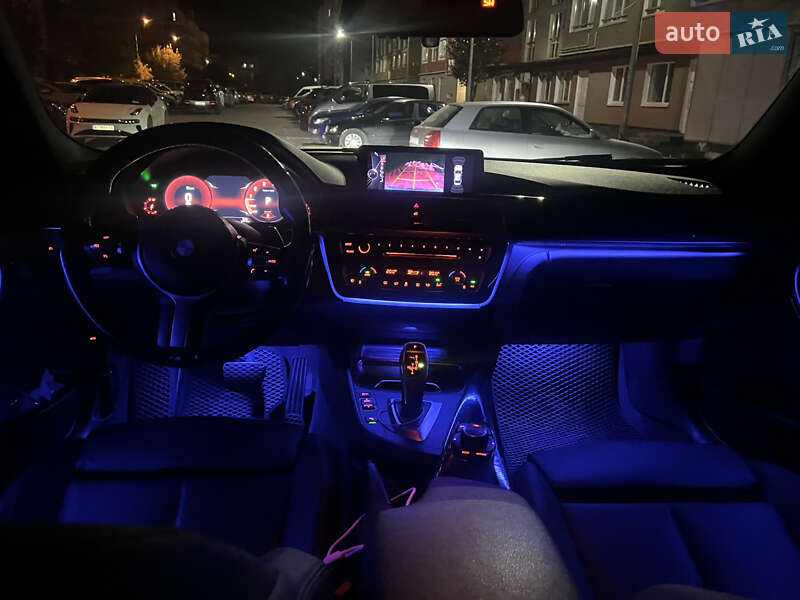 Седан BMW 3 Series 2016 в Києві