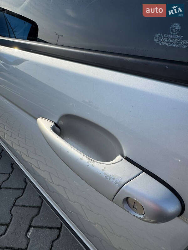 Седан BMW 3 Series 1999 в Черновцах