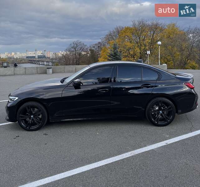 Седан BMW 3 Series 2021 в Киеве