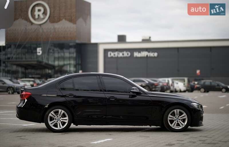 Седан BMW 3 Series 2016 в Киеве
