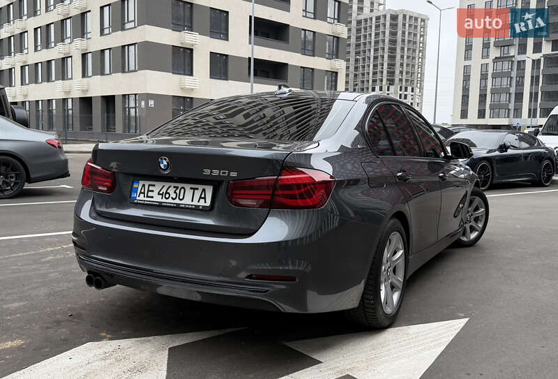 Седан BMW 3 Series 2018 в Киеве фото 4 Седан BMW 3 Series 2018 в Киеве