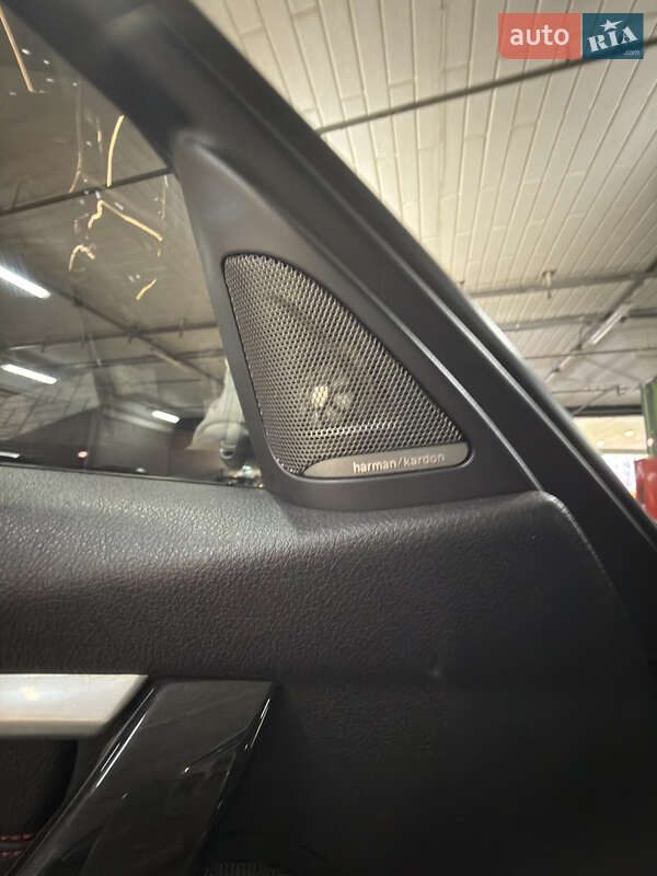 Седан BMW 3 Series 2016 в Киеве