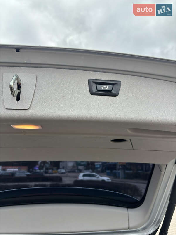 Універсал BMW 3 Series 2017 в Житомирі