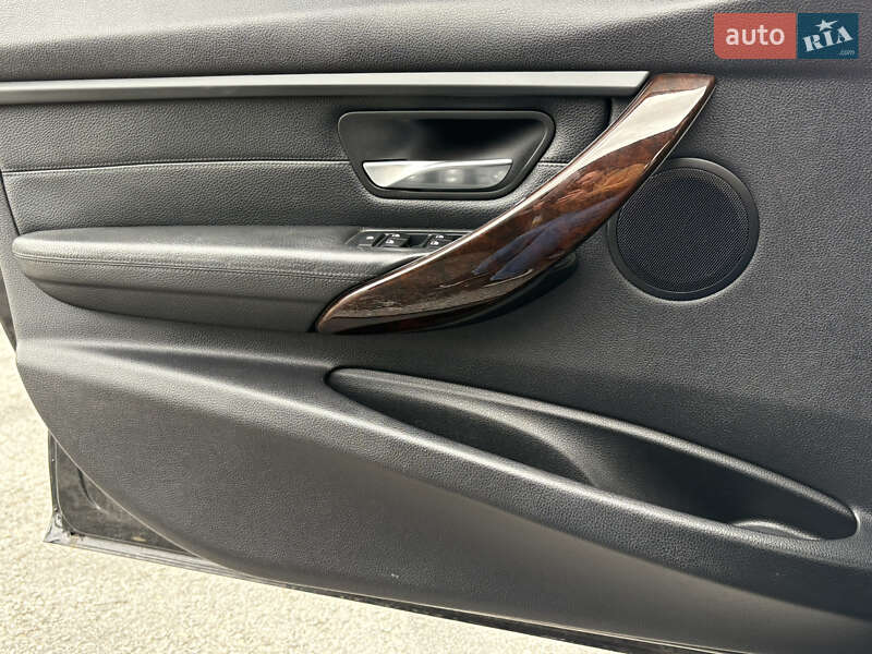 Седан BMW 3 Series 2013 в Запорожье