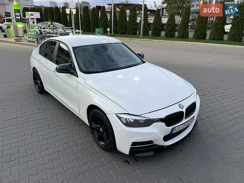 Седан BMW 3 Series 2012 в Киеве фото 4 Седан BMW 3 Series 2012 в Киеве