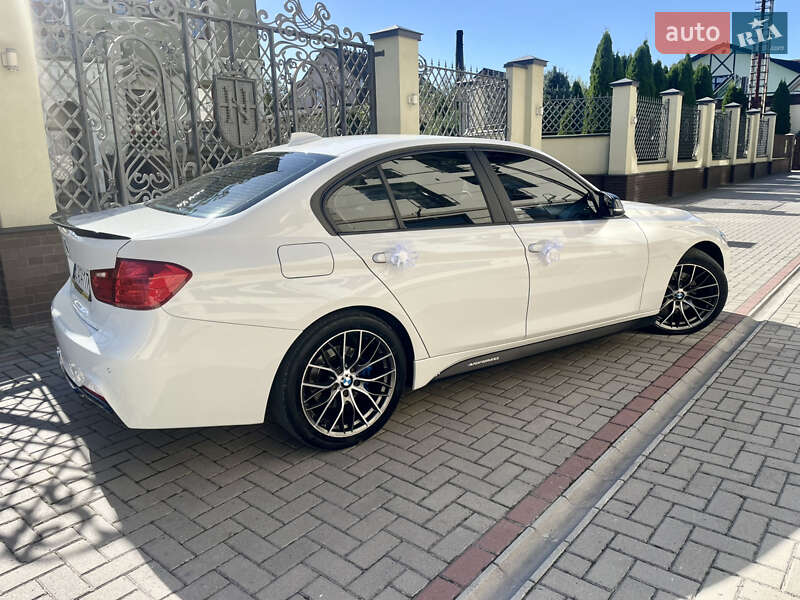 Седан BMW 3 Series 2014 в Львове