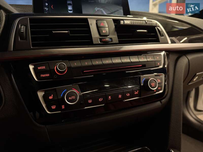 Седан BMW 3 Series 2018 в Дніпрі