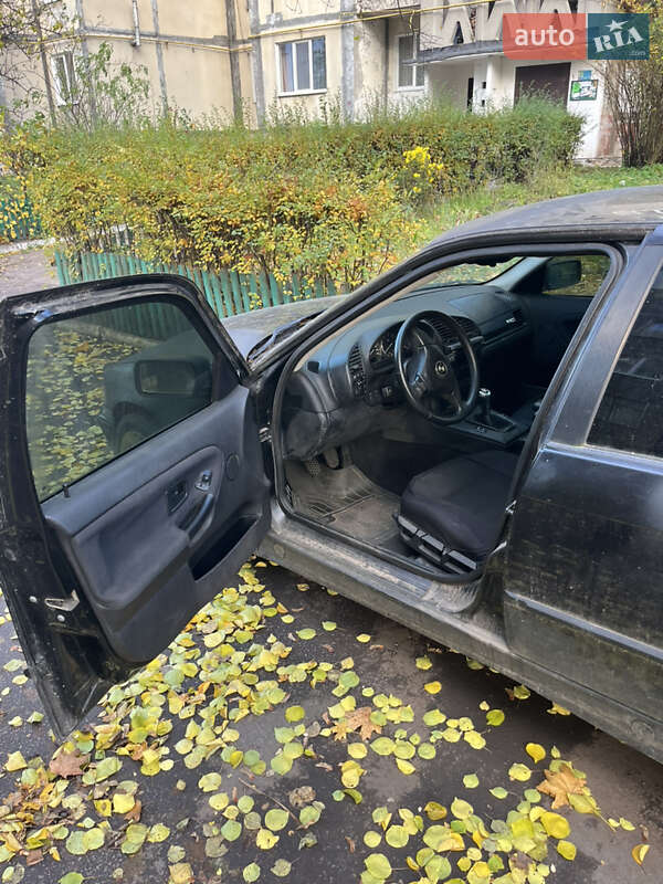 Седан BMW 3 Series 1996 в Нежине фото 3 Седан BMW 3 Series 1996 в Нежине