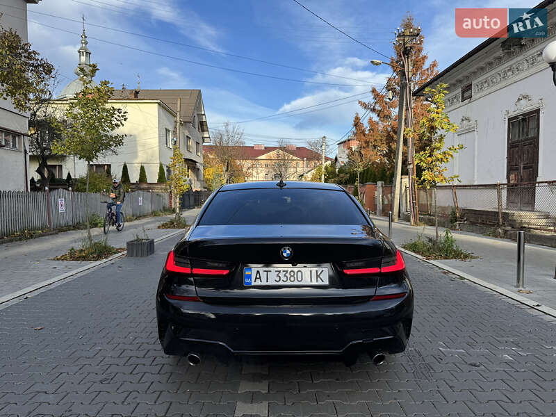 Седан BMW 3 Series 2021 в Ивано-Франковске