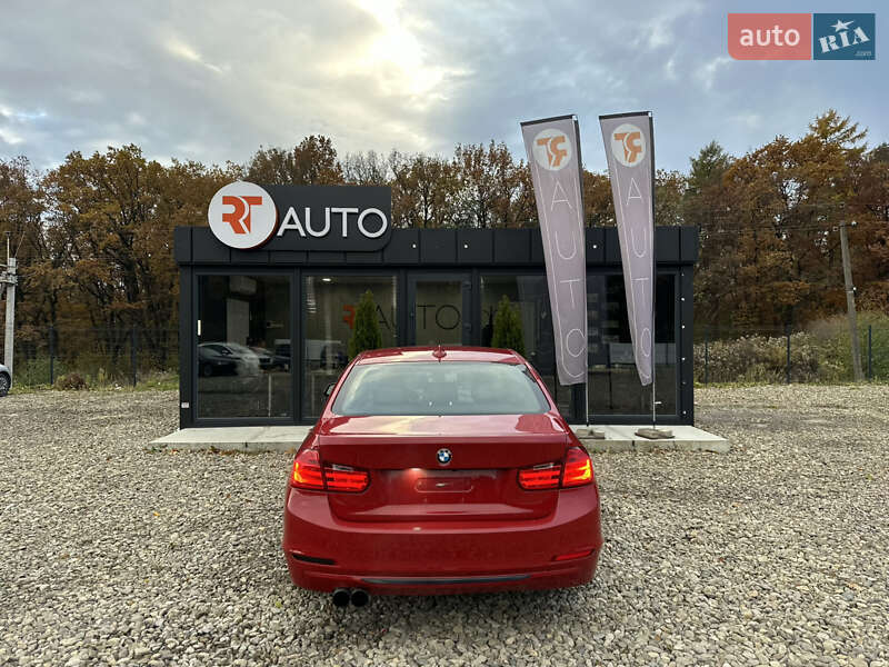 Седан BMW 3 Series 2013 в Львові