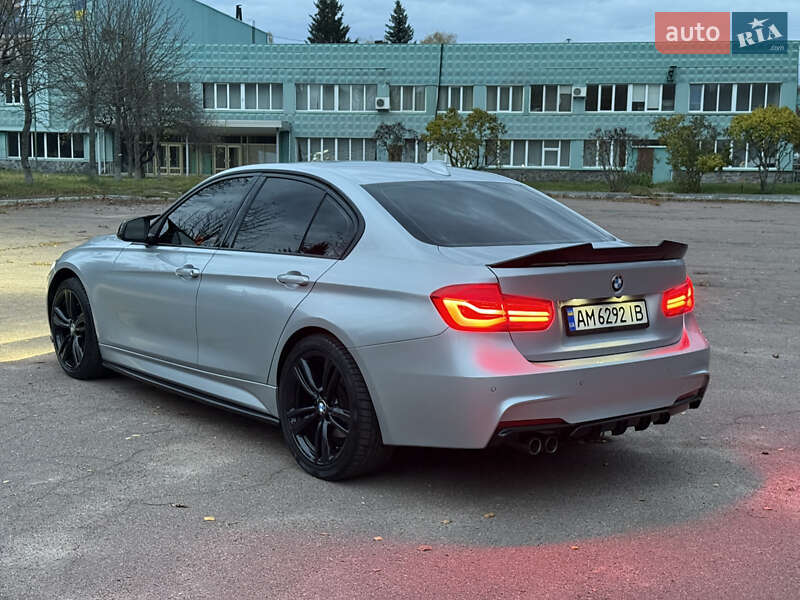 Седан BMW 3 Series 2017 в Житомире