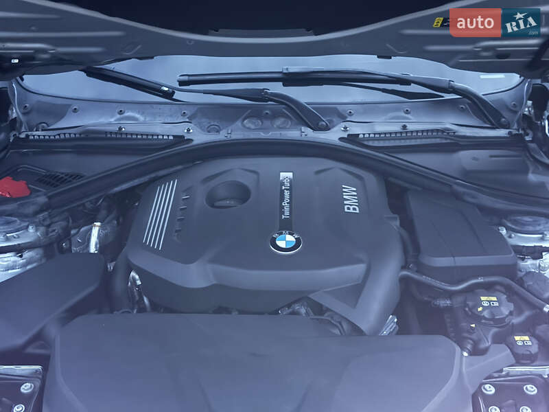 Седан BMW 3 Series 2017 в Житомире