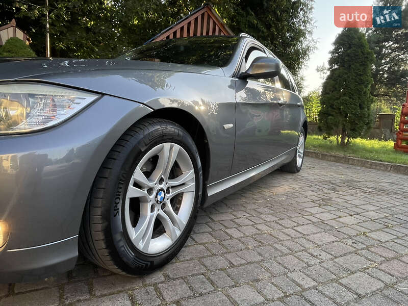 Универсал BMW 3 Series 2010 в Львове