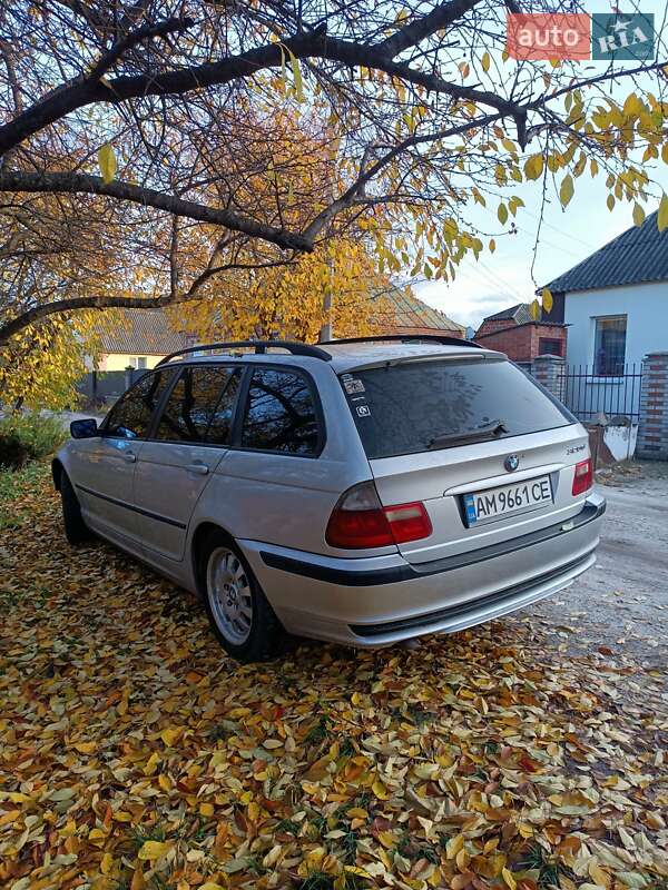 Универсал BMW 3 Series 2002 в Ахтырке
