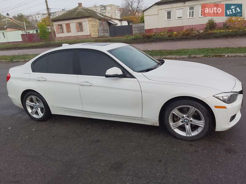 Седан BMW 3 Series 2015 в Прилуках