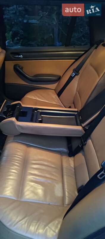 Универсал BMW 3 Series 2003 в Буче